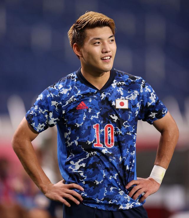 穆古鲁扎关键节点绝杀，日本队带队取胜！的简单介绍